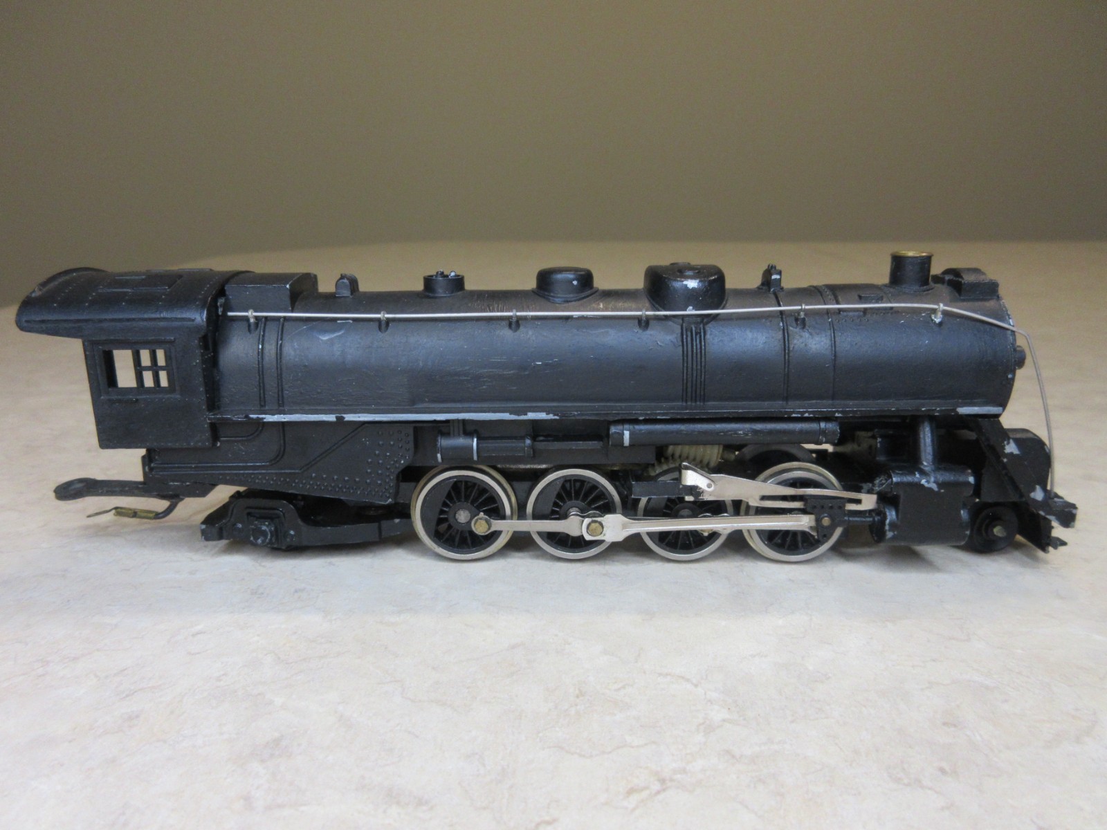 Mantua 2-8-2 ‘Mikado’ Steam Locomotive & Tender. Diecast. Watch The Video!!!