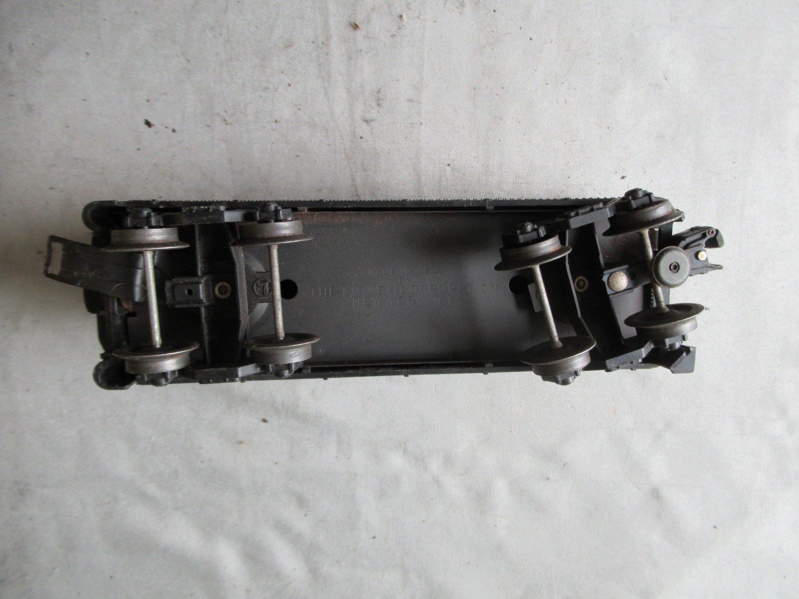 Lionel Non-Whistling Pennsylvania Tender in Good Condition