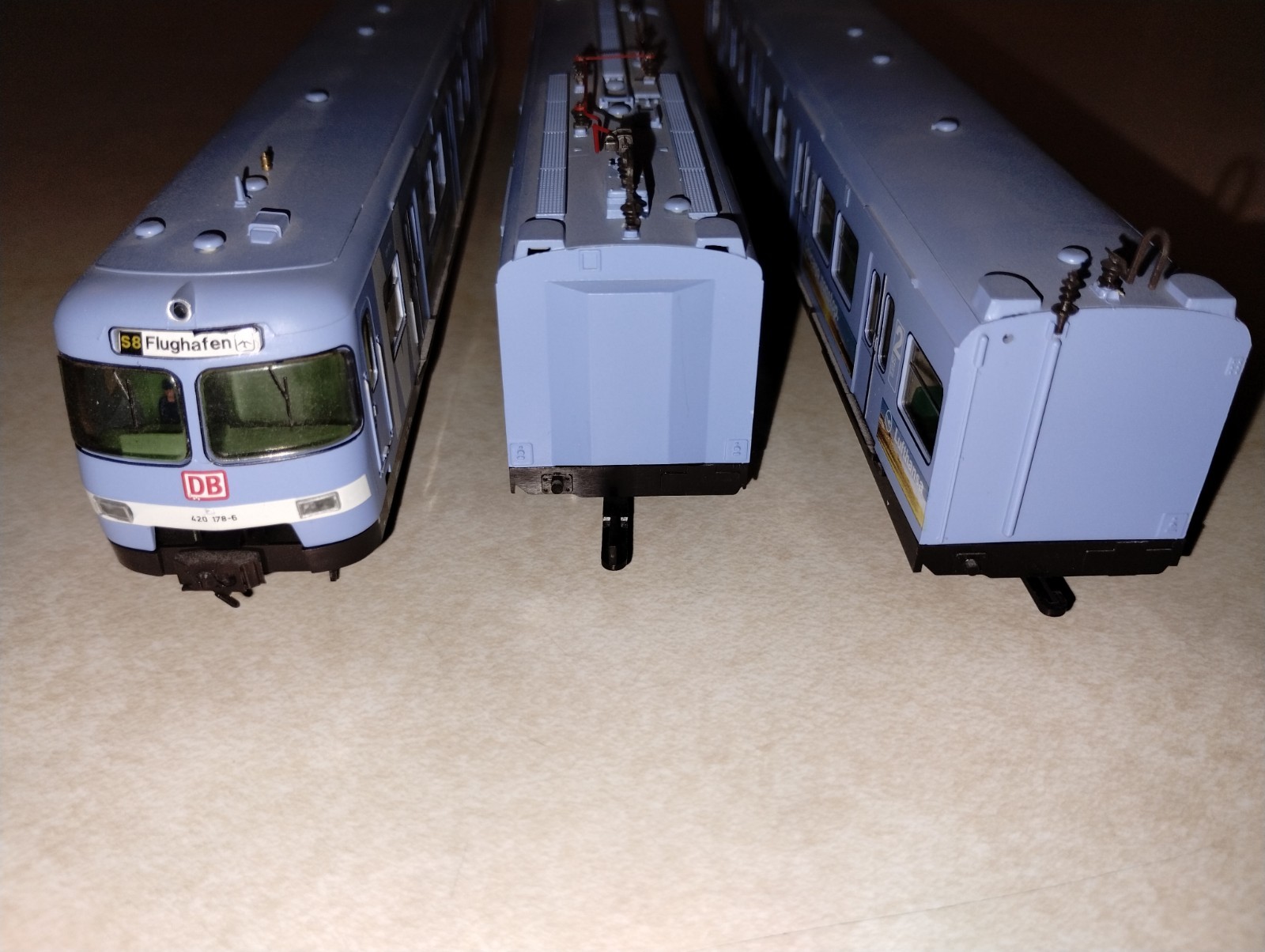 ROCO 63008 DB 420 178 S-Bahn Muenchen Flughafen H0