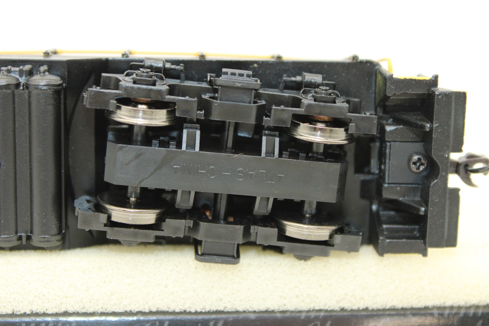 Atlas Classic HO Scale Lackawanna EMD GP7 Diesel Locomotive No # DCC