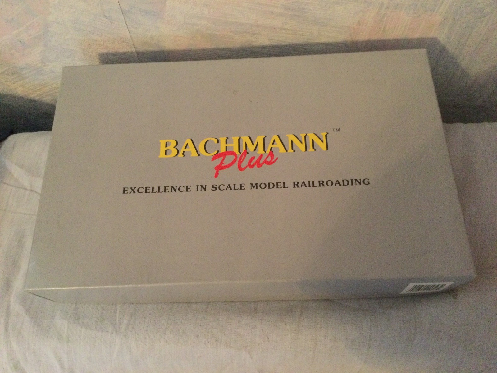 Bachmann Plus GS4 4-8-4 Black & Silver War Baby – Southern Pacific 4454 NOS