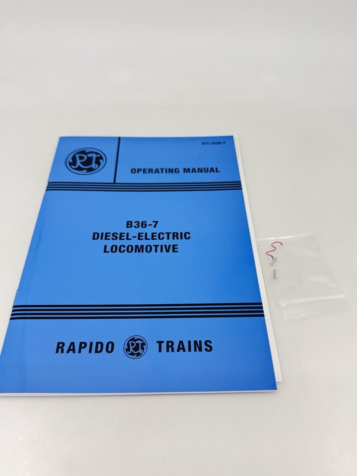 HO Rapido 18520 CSX GE B36-7 Diesel Locomotive CSXT #5923 DCC SOUND