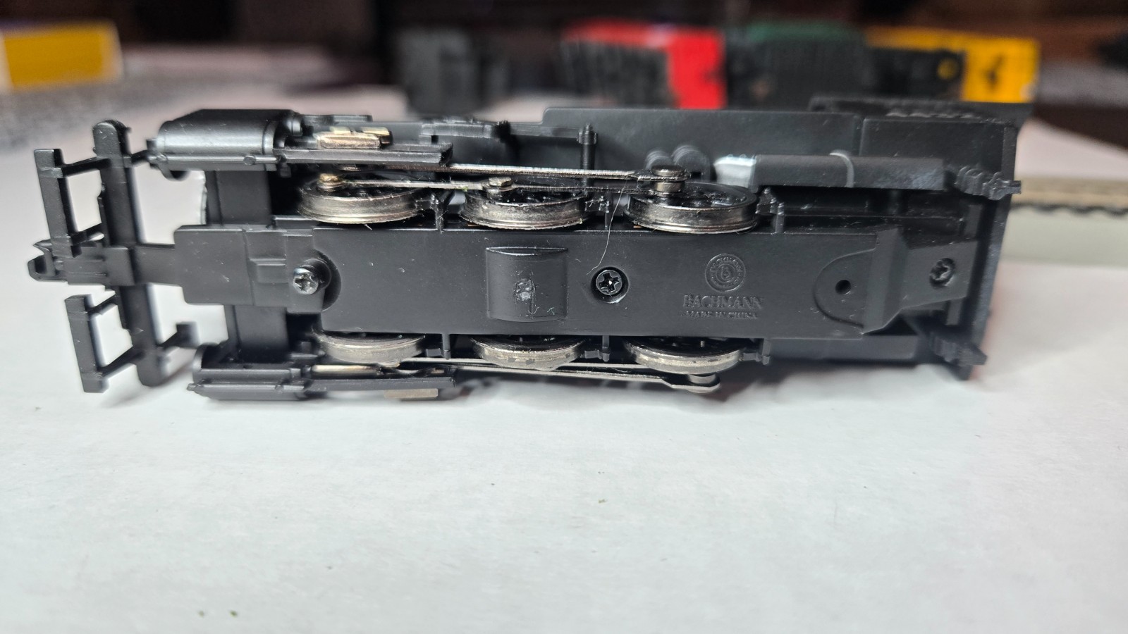HO Bachmann #4432 0-6-0 Steam Loco-w/Light,Tender, & Cars-DC-Runs Good
