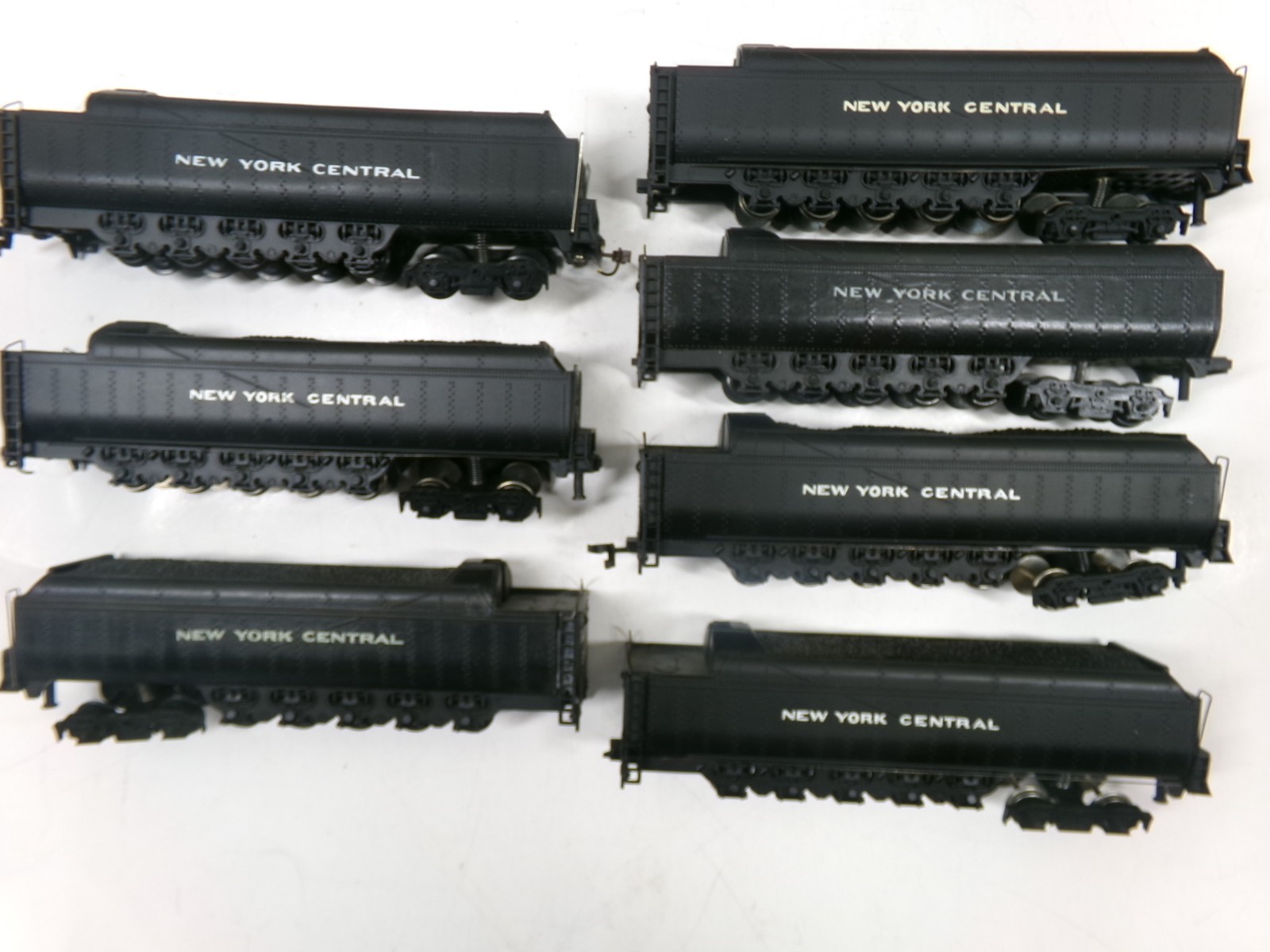 (7) HO Bachmann New York Central centipede tenders (lot 6372)