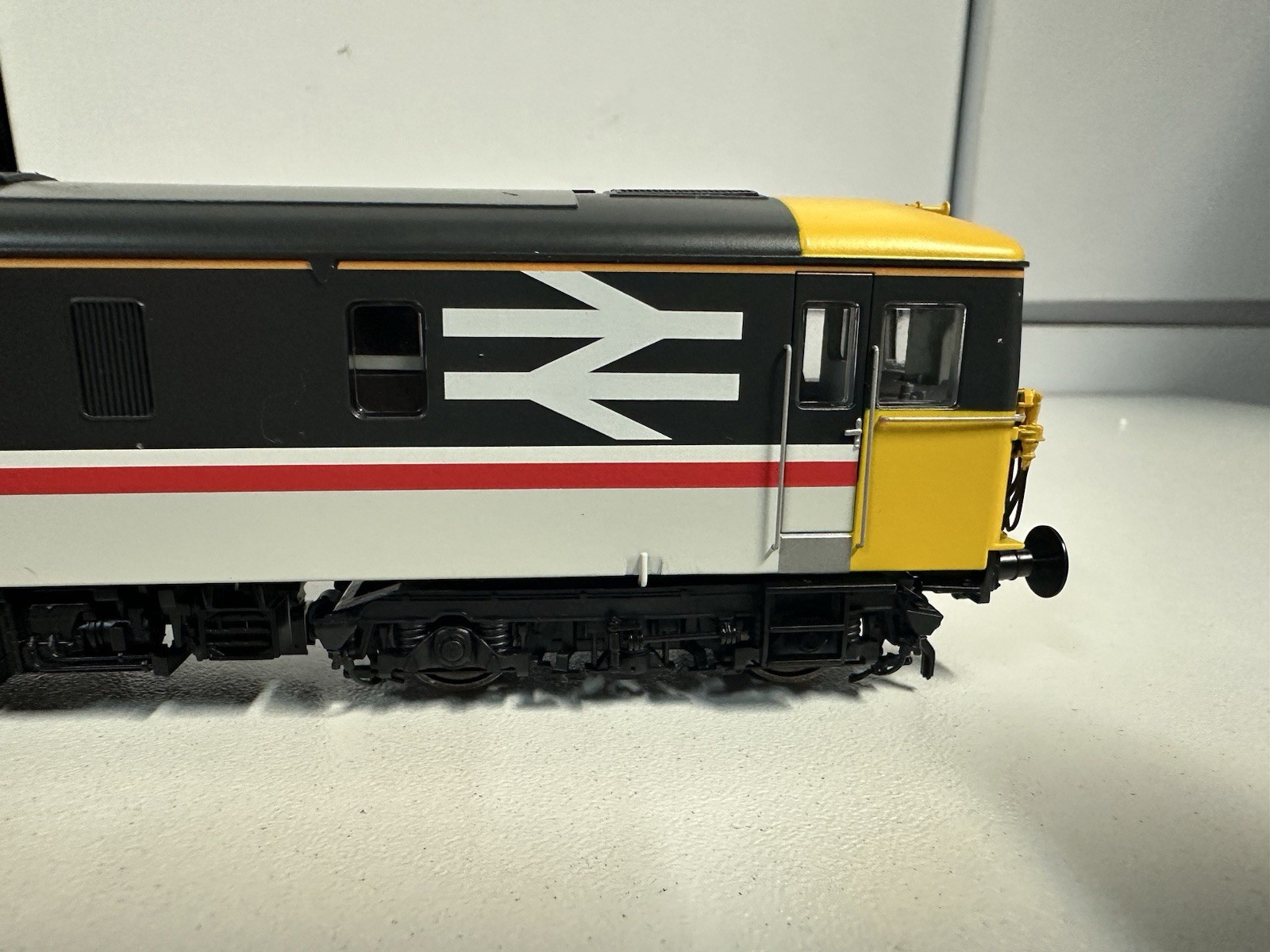 DAPOL 4D 006 020 CLASS 73 136 BR INTERCITY DIESEL LOCOMOTIVE DCC FITTED BOXED