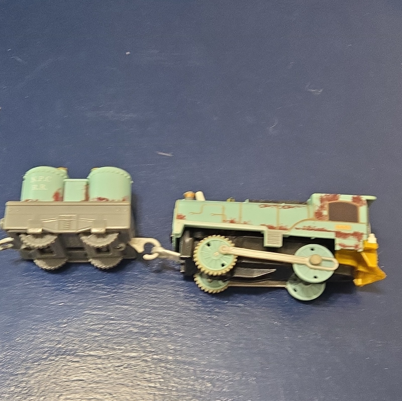 Mattel N Gauge F&KCI Steam Locomotive Analog DC Plastic Blue/Yellow/Brown