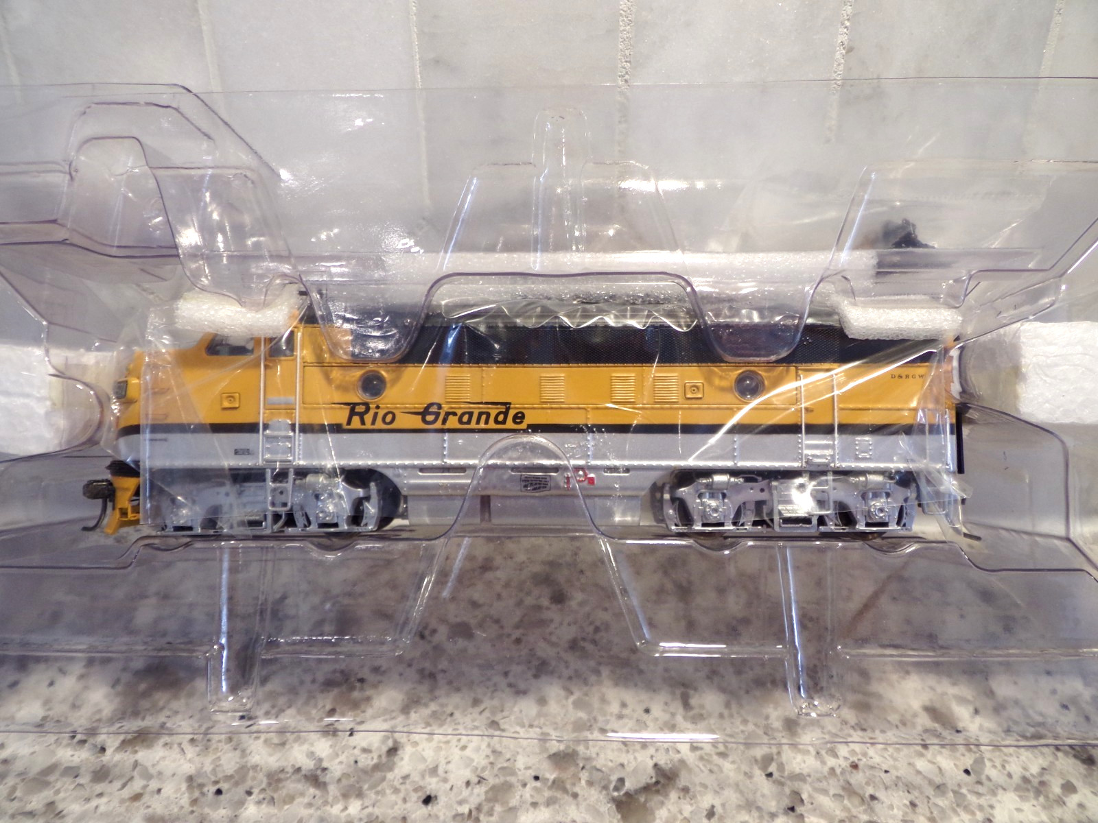 MTH 80-2197-1 DENVER & RIO GRANDE F-3 A/B SET HO Scale DCC/SOUND