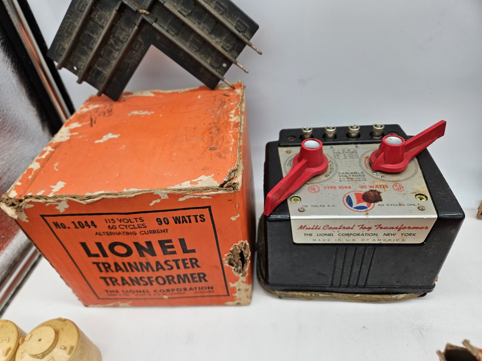 Lionel 247 Vintage O BO Blue Stripe Lot Transformer 1044 6047 Caboose Helicopter