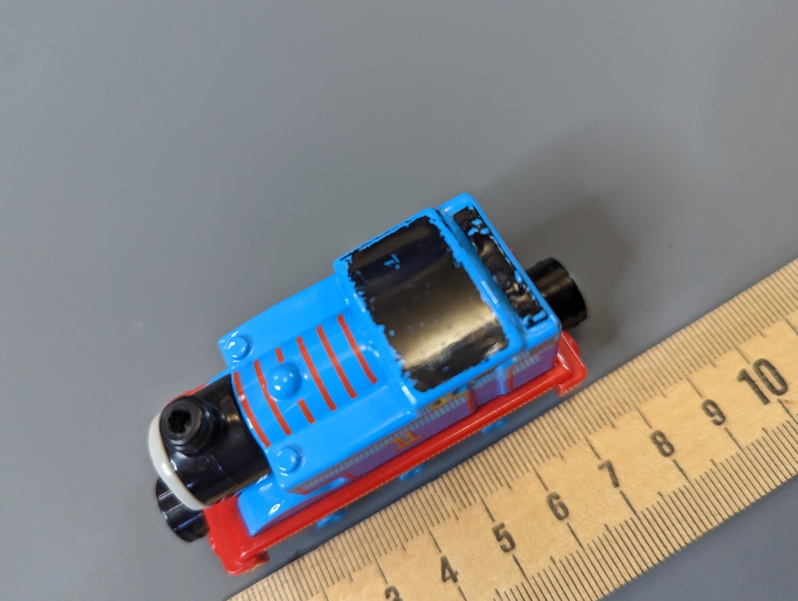 Thomas And Friends Diecast Magnetic and 3 Mini Plastic Trains 2013 Mattel