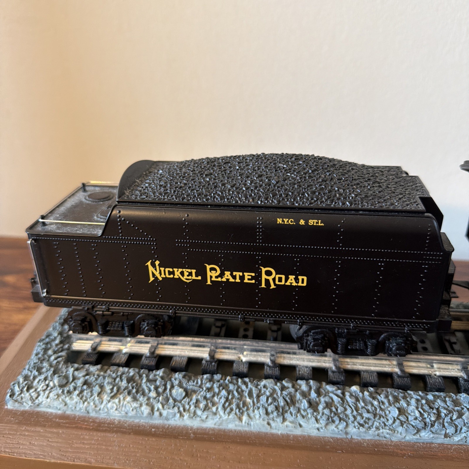 LIONEL NICKEL PLATE 2-8-4 BERKSHIRE LC 2.0 #757 STEAM ENGINE O GAUGE W/ Display