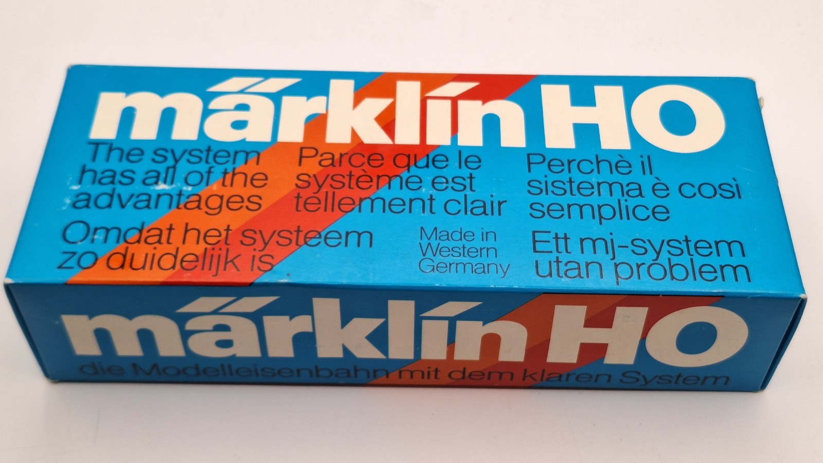 Marklin 3039 HO Scale AC, DB Electric Locomotive 110 234-2 blue Tested