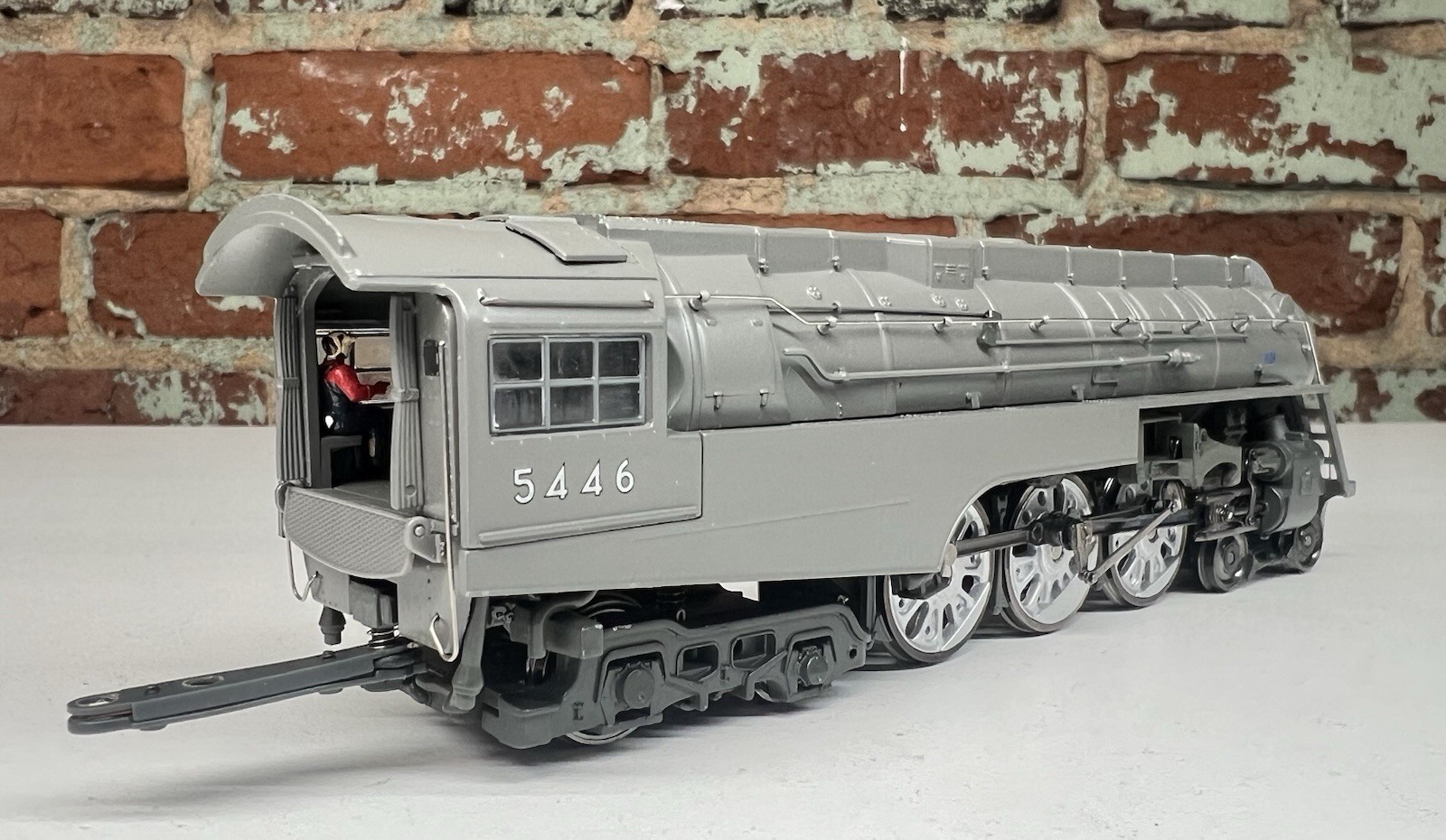 MTH #80-3233-1 HO Scale 4-6-4 Dreyfuss Steam Engine NYC #5446 DCC PS3