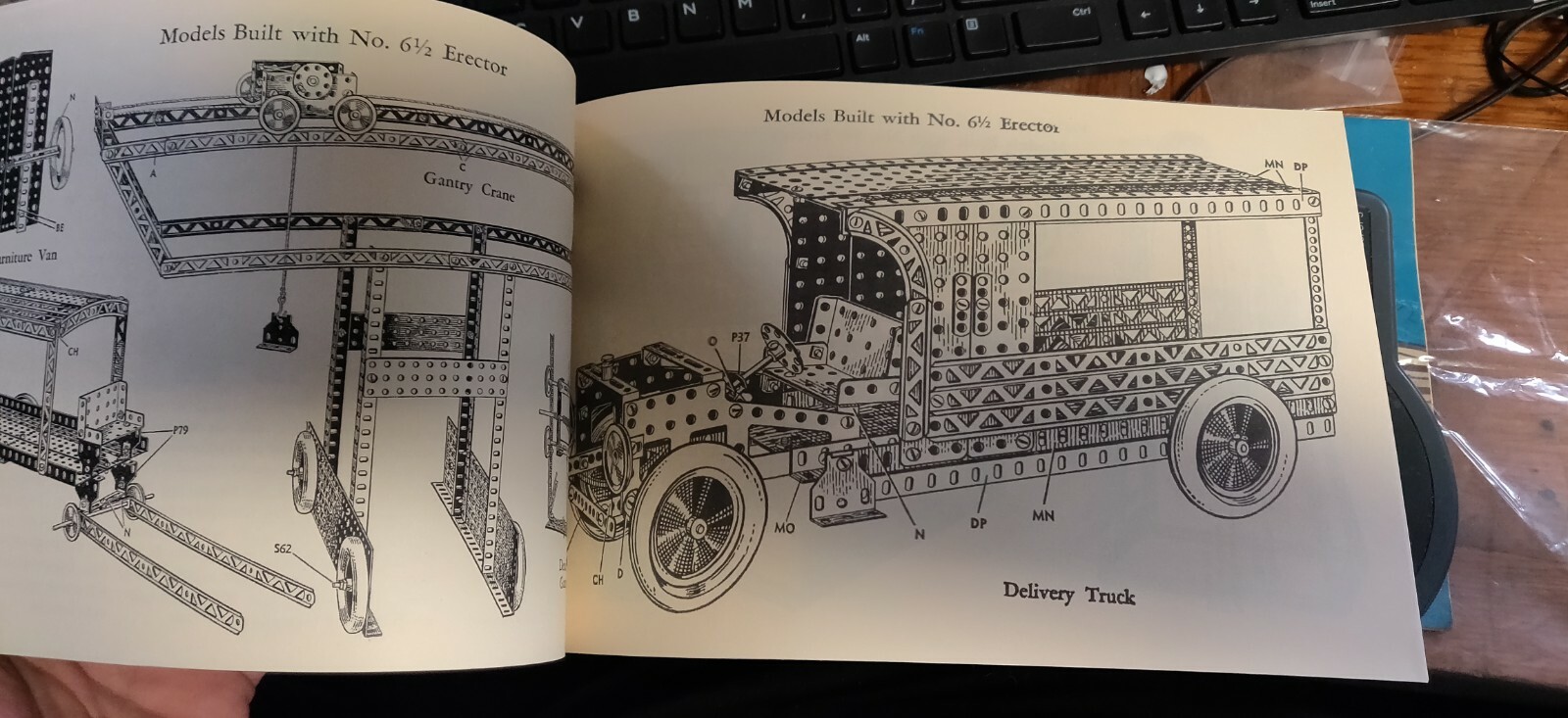 C1951 10 1/2 A.C. GILBERT ERECTOR SET DARK BLUE BOY MANUAL DESIRED BACK COVER 18