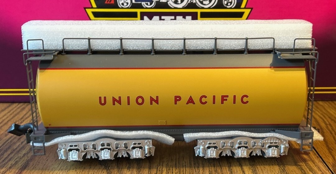 MTH Union Pacific Veranda Turbine Locomotive w/PS1 #61 20-2185-1