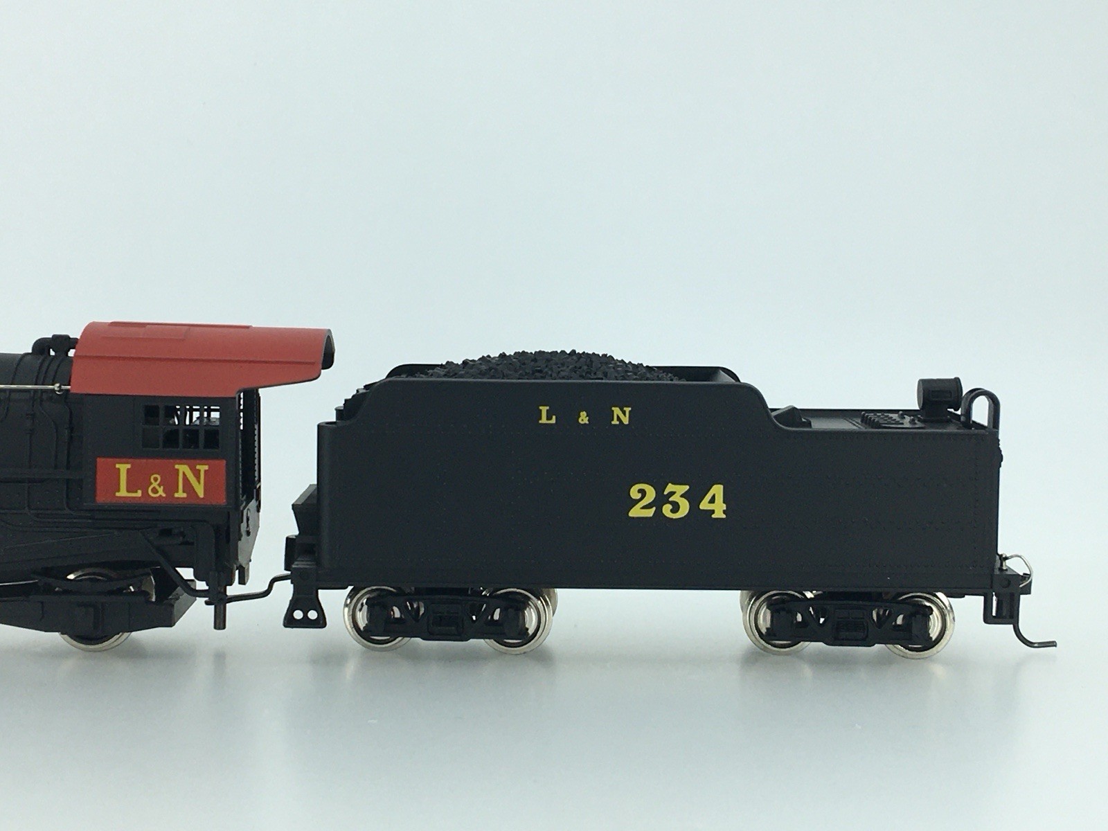 HO IHC M9808 Louisville & Nashville 2-8-2 Mikado Steam Locomotive L&N #234