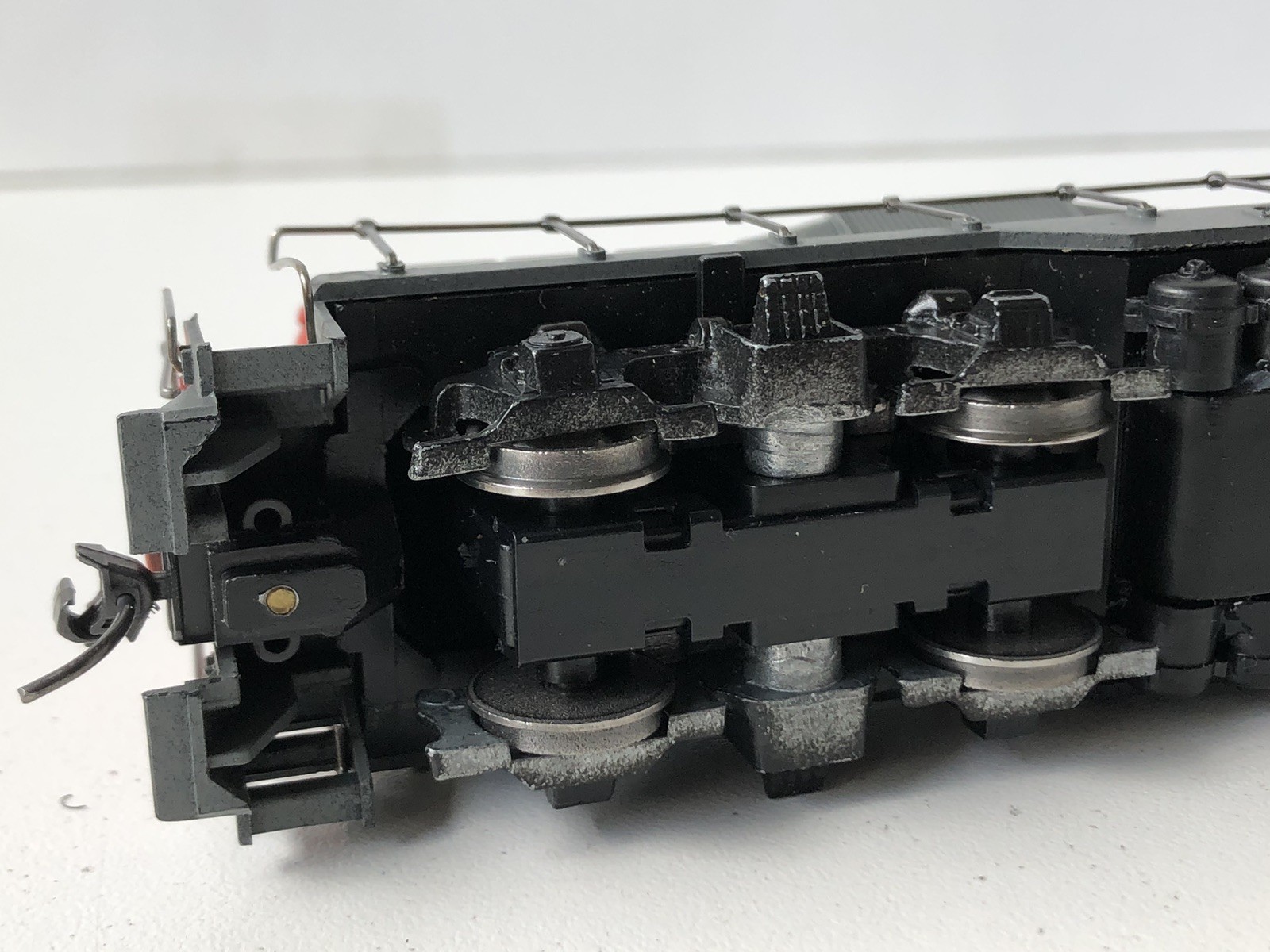 ATHEARN #3153 HO Southern Pacific GP-9 Powered Diesel Locomotive #3702