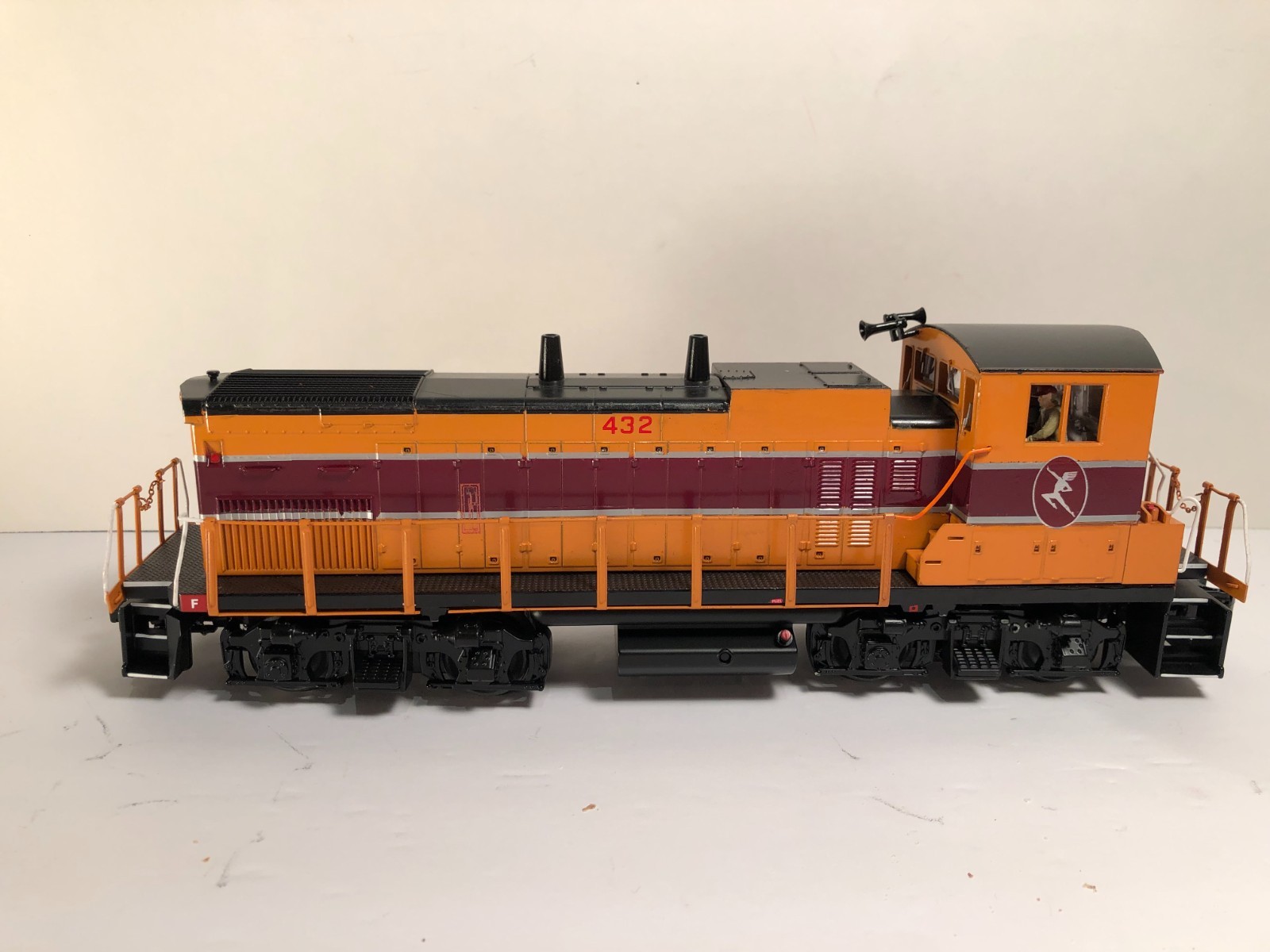 MTH Rail King MILWAUKEE ROAD MP15AC DIESEL ENGINE Proto 3 w/ box See Description
