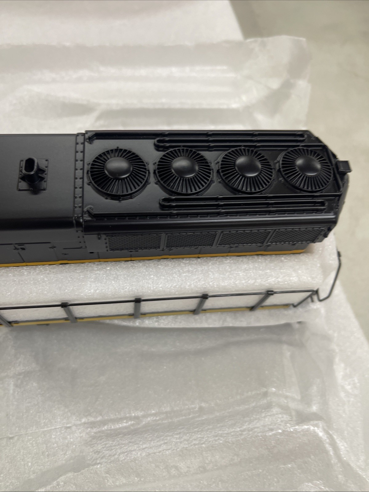 MTH MT-2110L Nickel Plate Road Cab No. 350 EMD SD-9 W/Proto OB Cab 350