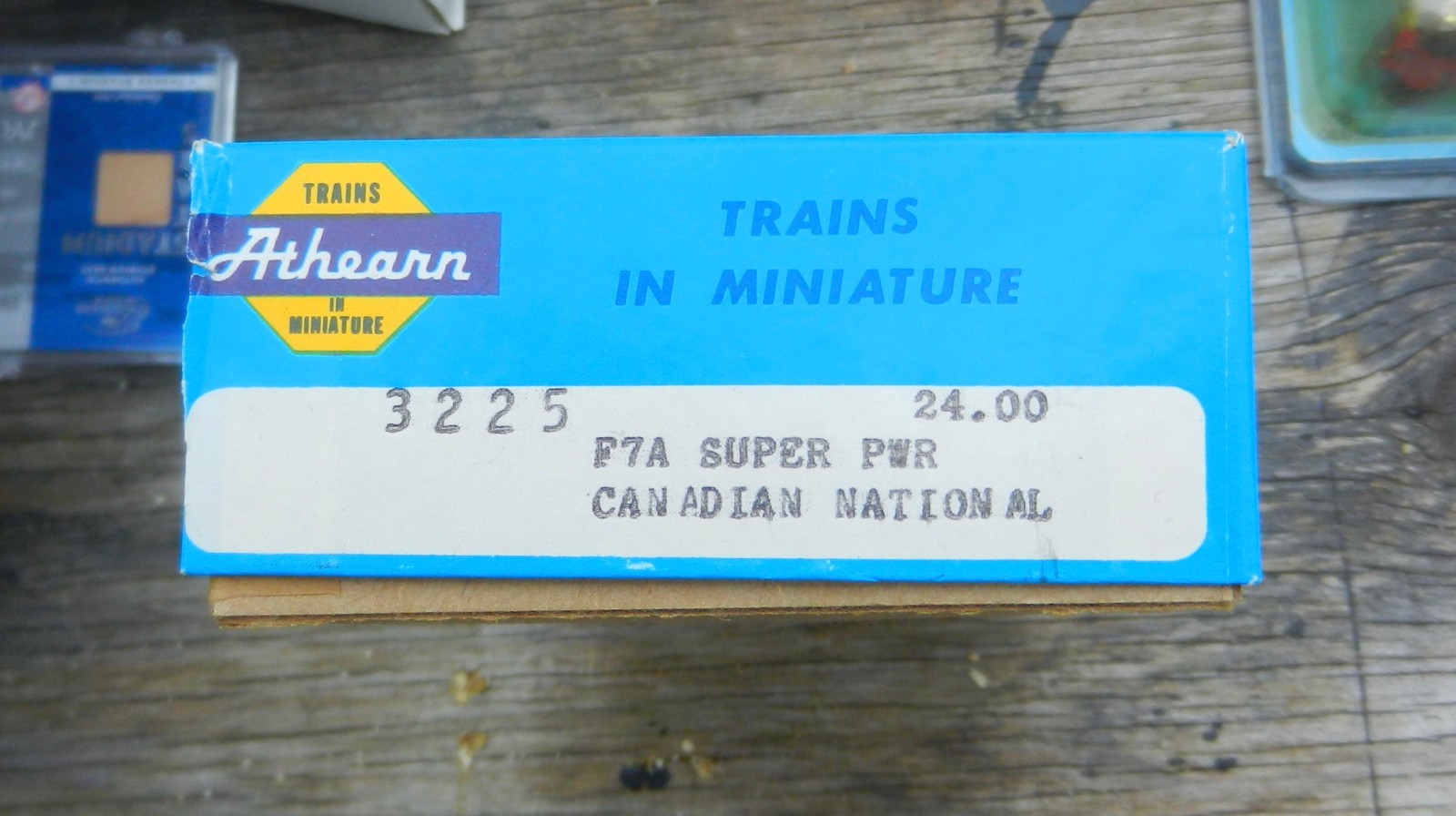 Athearn HO Scale #3225 F7A Canadian National #6500 Powered Diesel Locomotive
