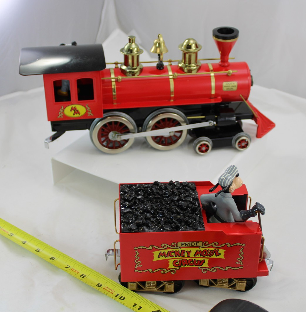 Standard Gauge – Pride Lines Mickey Mouse Circus Engine Tender and 3 Car Set