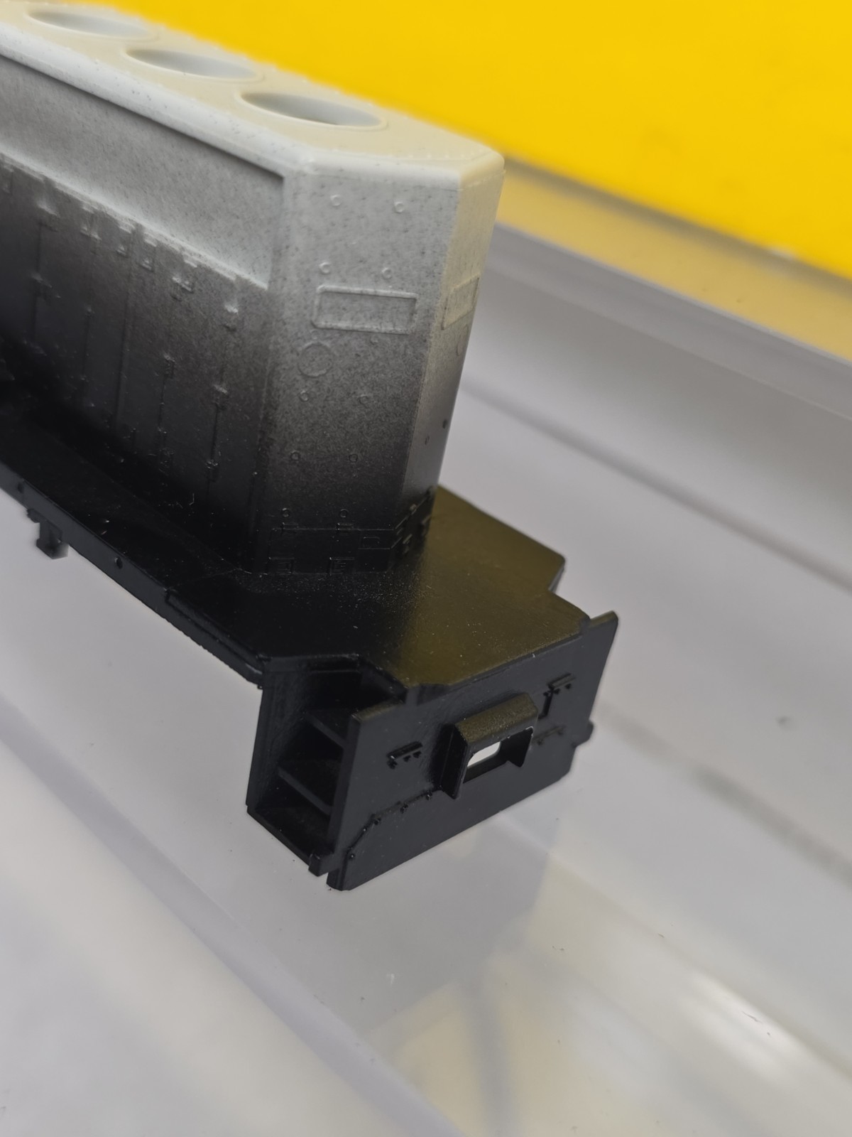 Incomplete Rail Power Products HO Scale SD40 Undecorated Shell Asis
