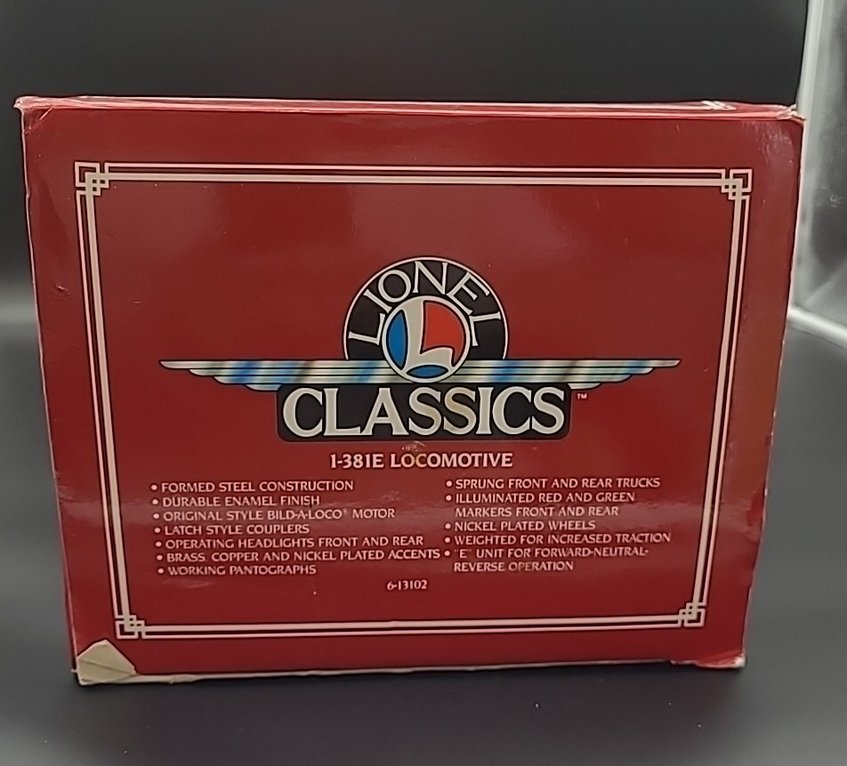 Lionel 6-13102 Standard Gauge Classics 381E Locomotive Two tone green