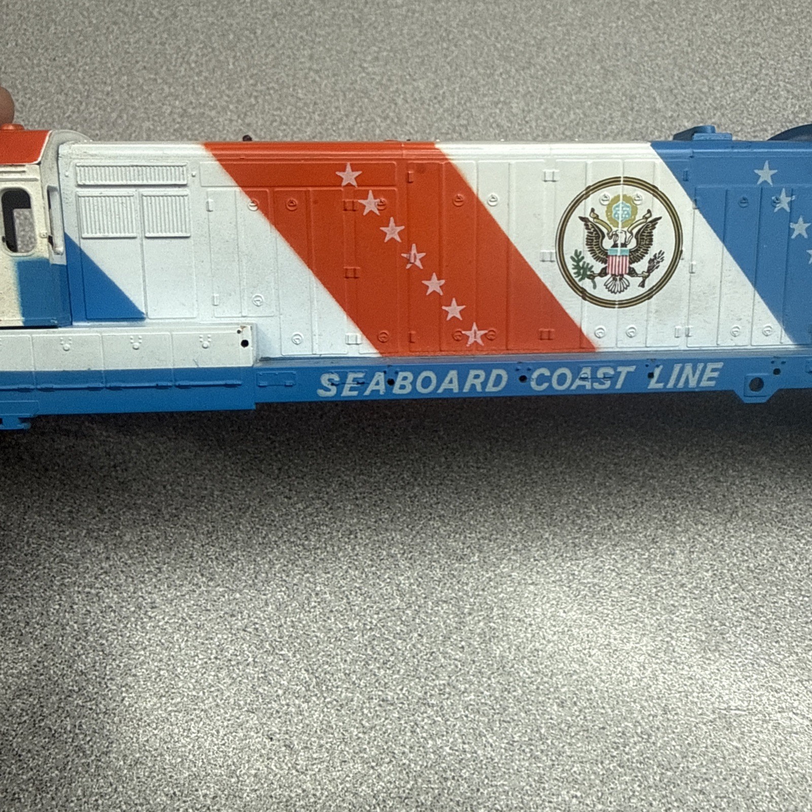 Athearn Shell Only Seaboard Coastline Bicentennial Paint Ho Shell Only