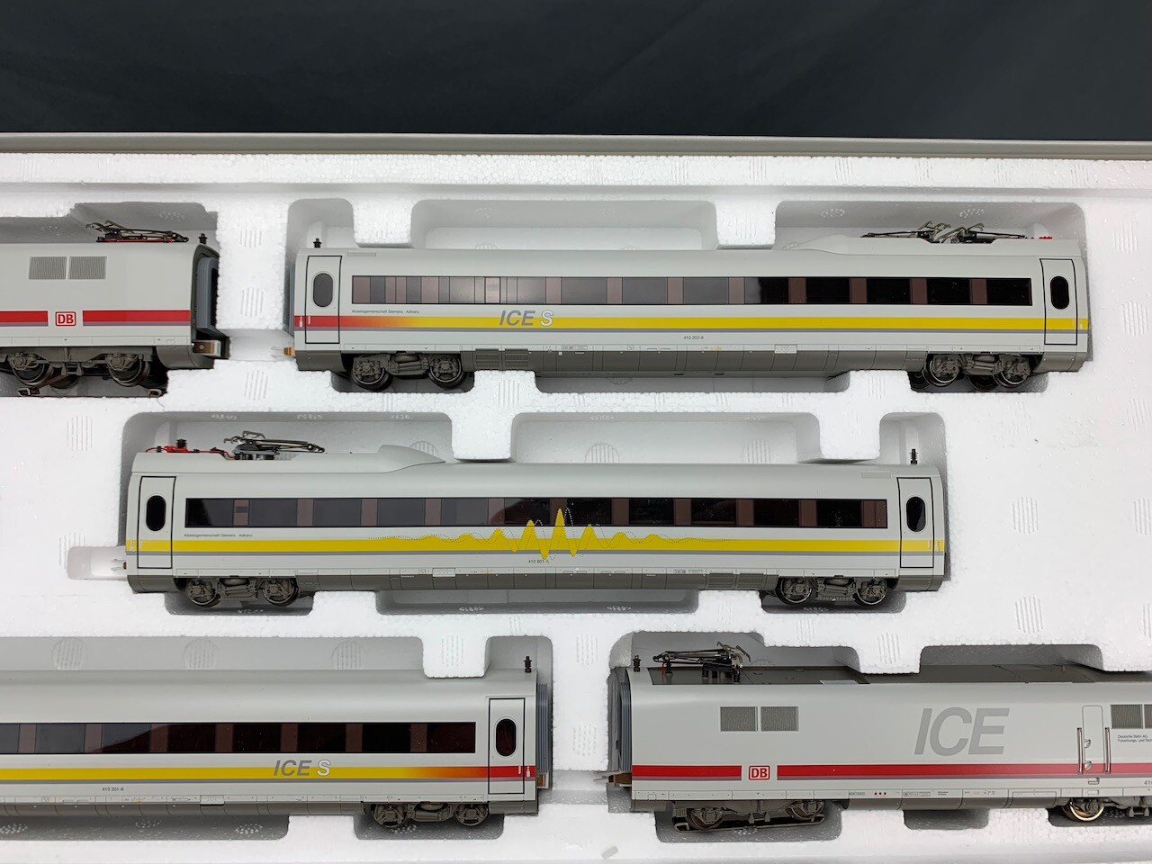 Märklin Digital HO 39710 ICE-S Powered Railcar Train Insider Model 1999 2 HO1306