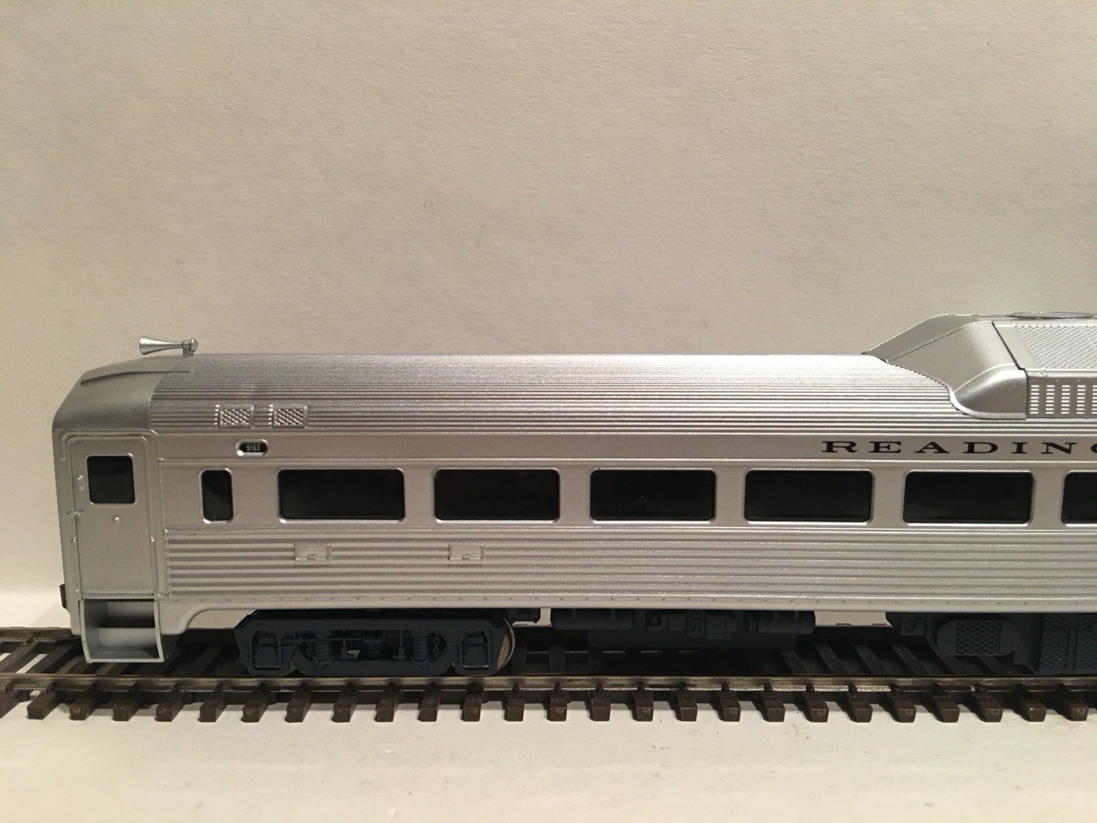 HO Proto 1000 Reading Company Budd RDC Powered Locomotive RDG #9163