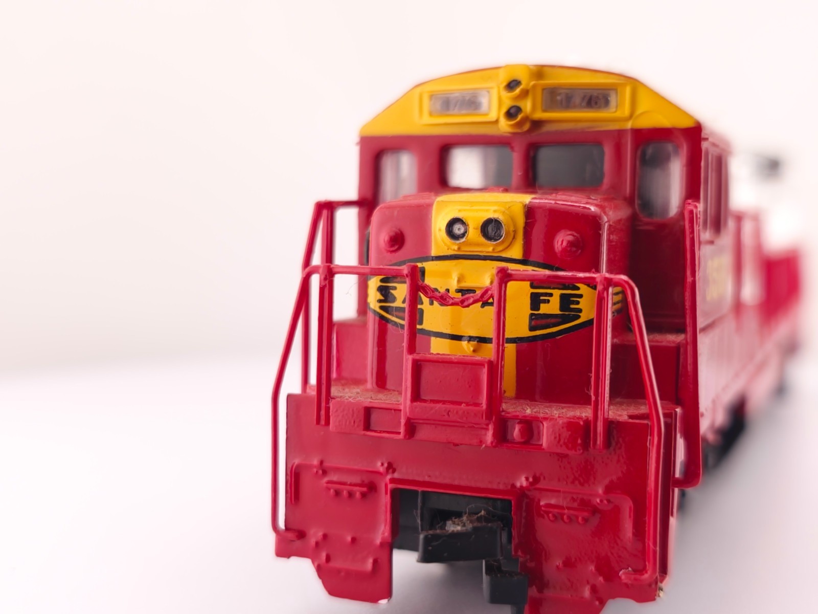 *READ* Bachmann HO Scale Santa Fe GE U36B Diesel Powered Locomotive 350 PARTS