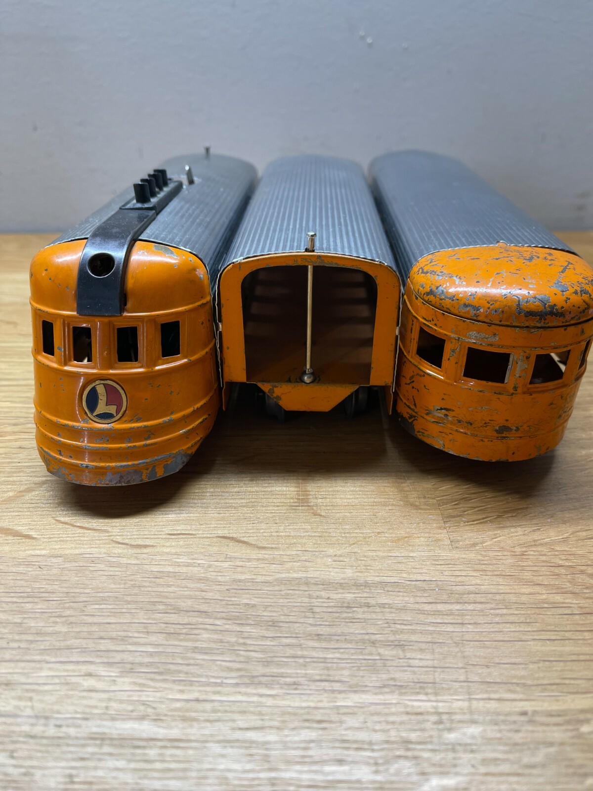 LIONEL 1535 PREWAR O-GAUGE STREAMLINE TRAIN SET WITH KEY