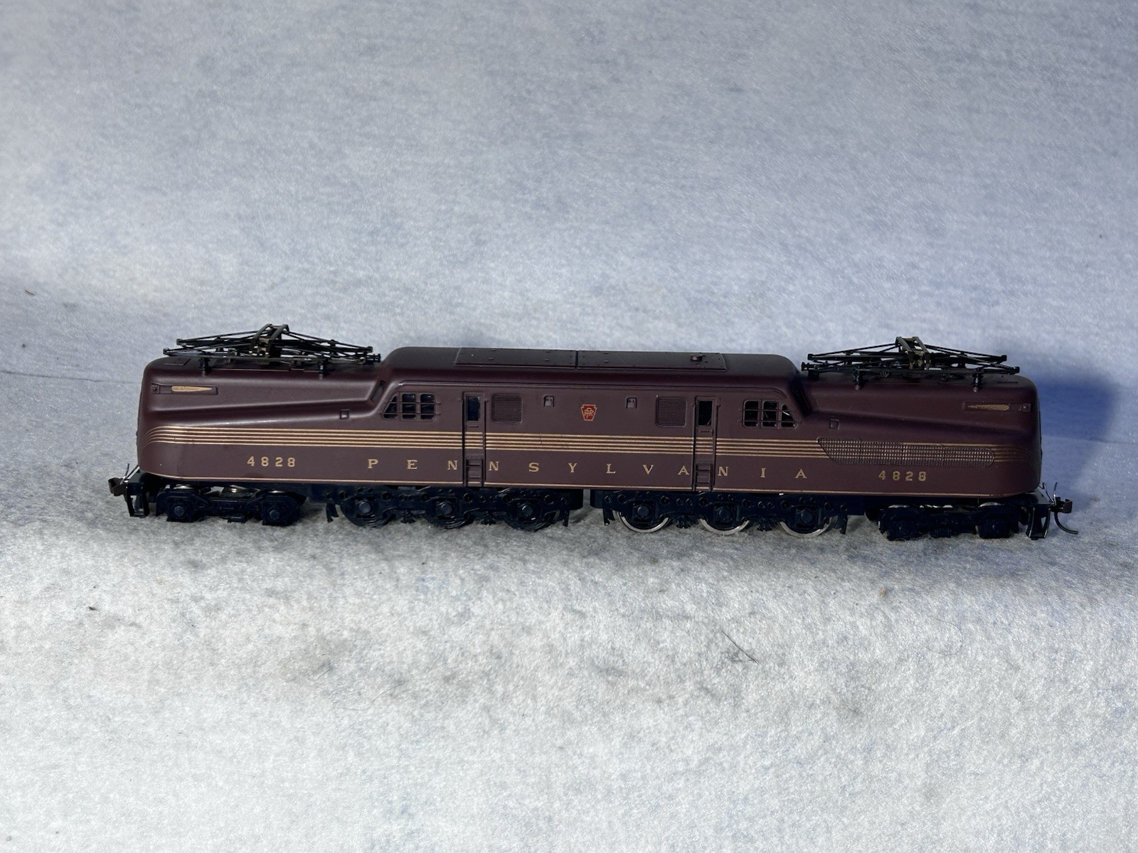 Classic Athearn /Pemco Pennsylvania RR GG-1 + 8-Car Pass. Set HO, Ex-Box
