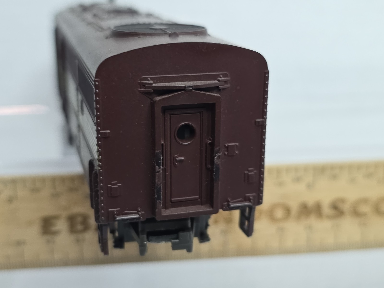 Roco HO Scale Dummy Pennsylvania PRR 5772 FA Diesel Locomotive Need Rear Coupler