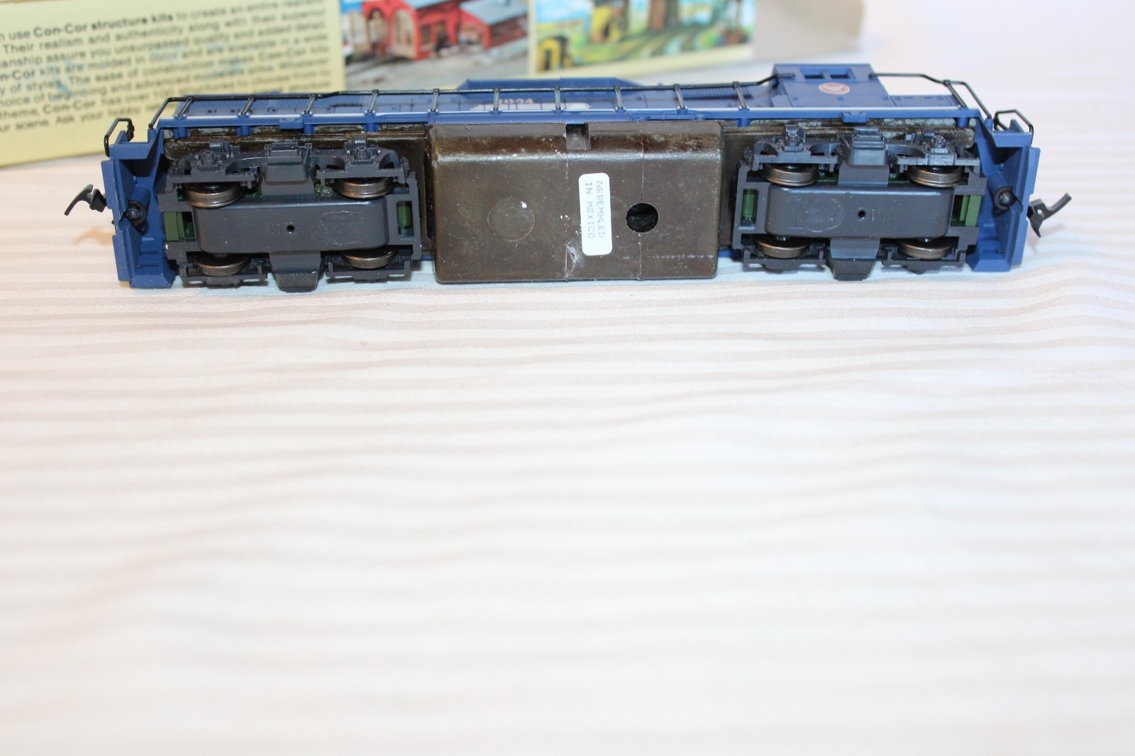 HO Scale Con-Cor, GP-38 Diesel Locomotive, Missouri Pacific, Blue #2004