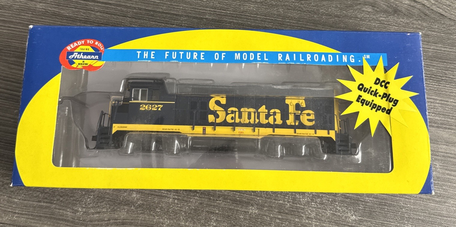 Athearn RTR HO #91531 Santa Fe CF7 #2627 Pinstripe – DCC Ready & LNIB!