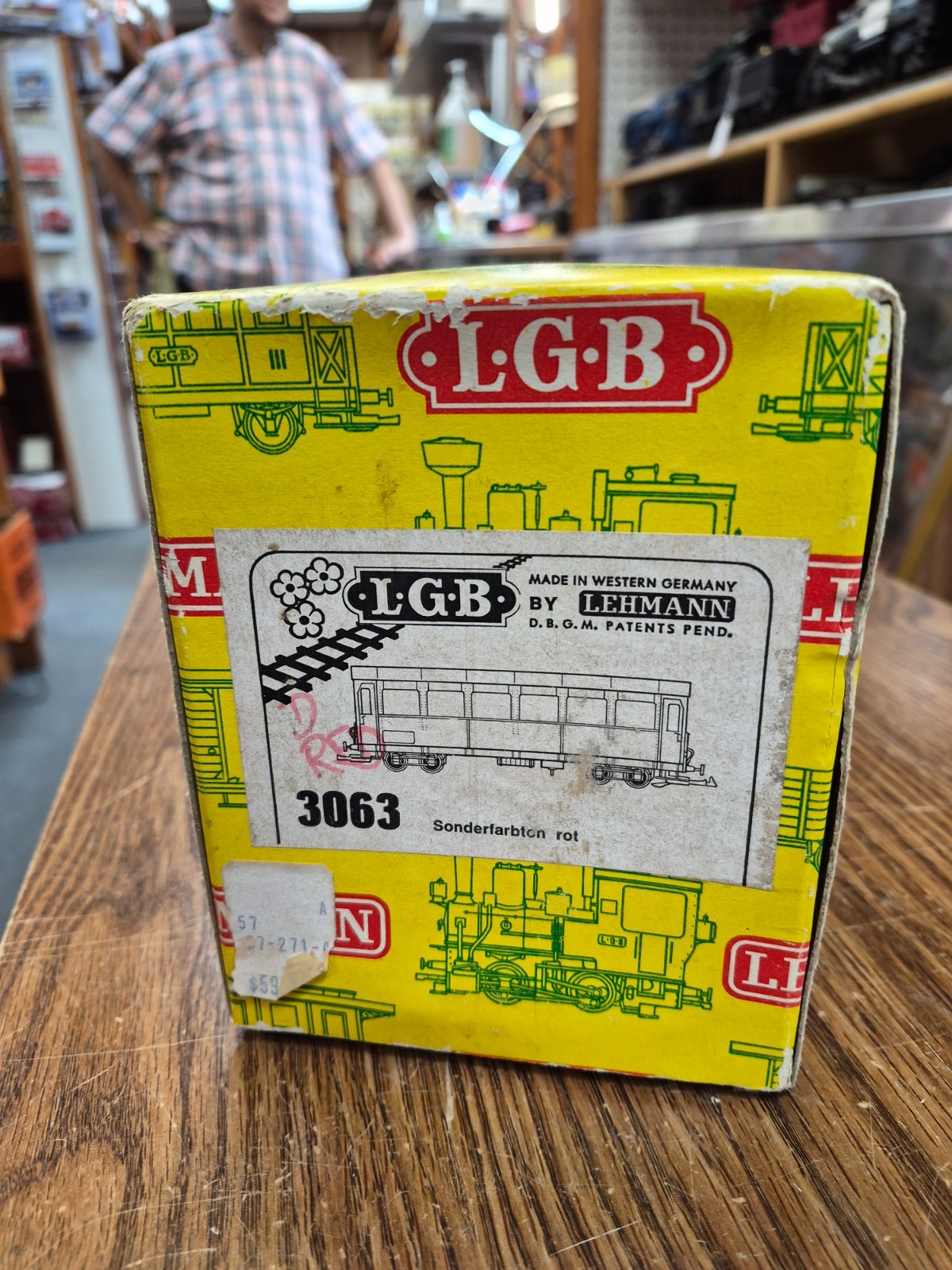 LGB 3063 OBB AUSTRIAN PASSENGER CAR EARLY BOX PRE OWNED G SCALE 1:22.5
