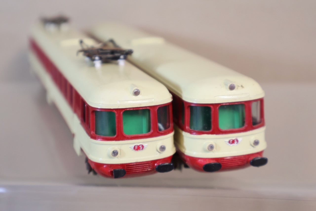 POCHER 810/2L/PO FS TIPPO CLASS ALe 803 ELECTROMOTRICE LOCOMOTIVE 2 CAR SET op
