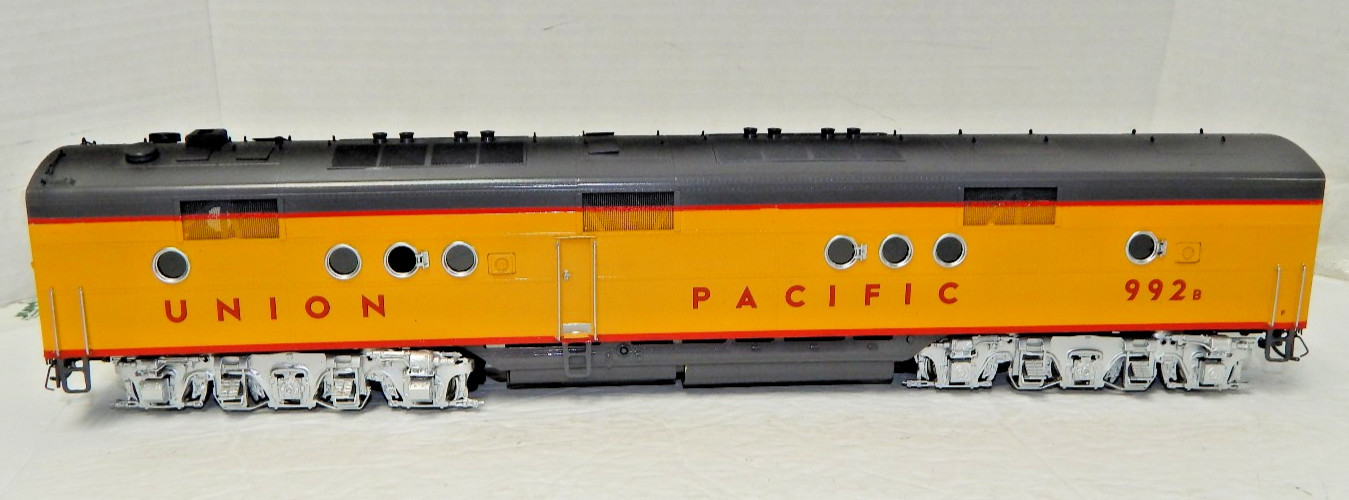Overland – O – Brass Union Pacific EMD E3 A+B Set Previously Owned Excellent