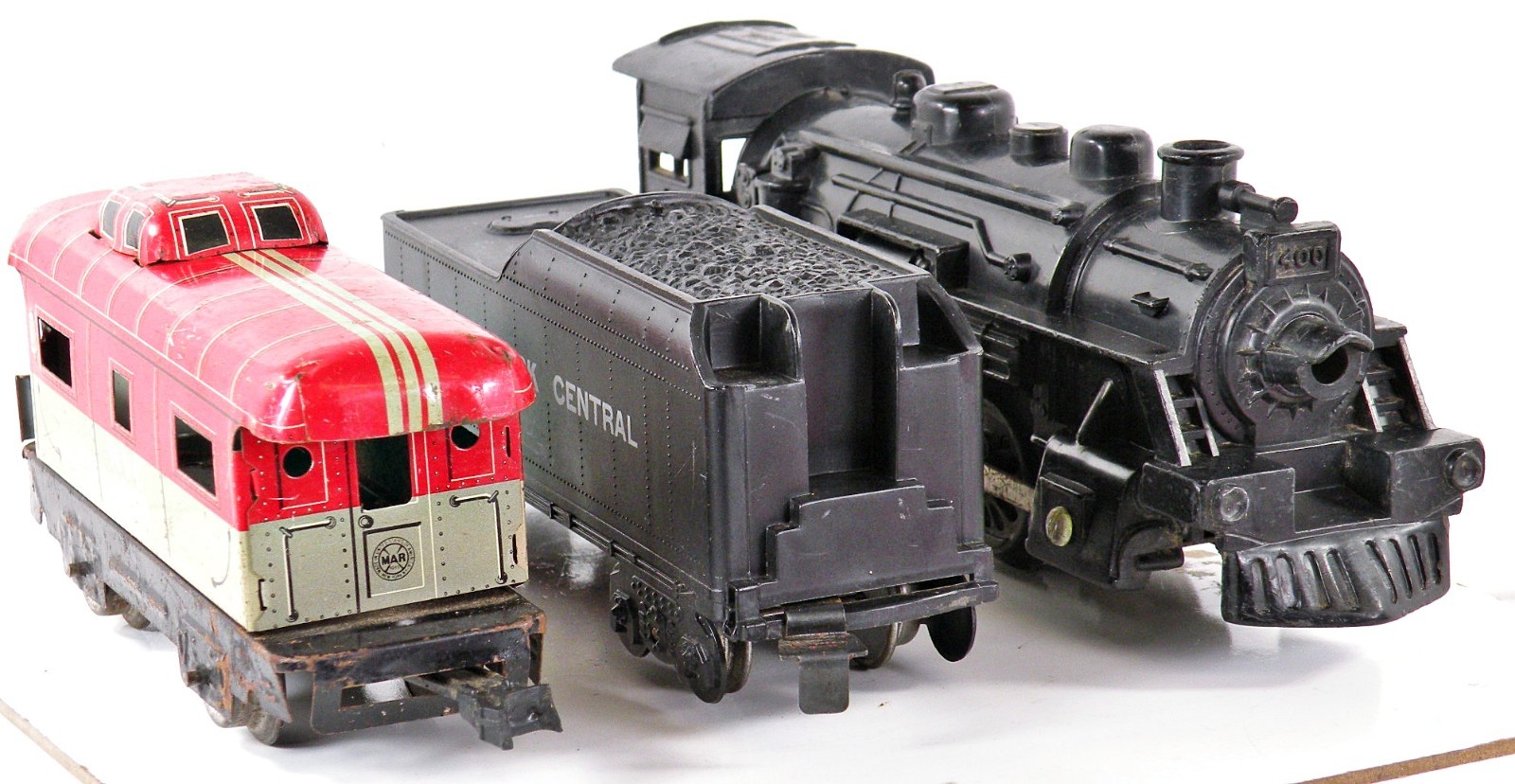 Marx 400 Steam Locomotive & Tinplate Caboose 1952-58
