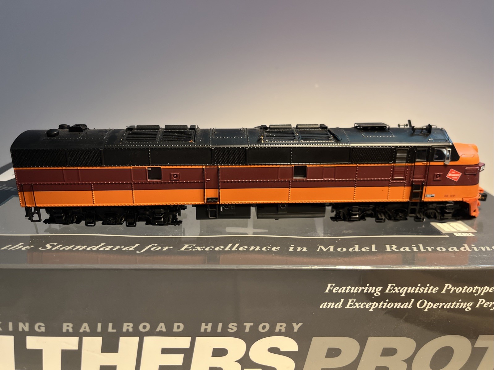 HO Scale Walthers Proto Milwaukee Road E7A 20-A DCC/Sound TESTED