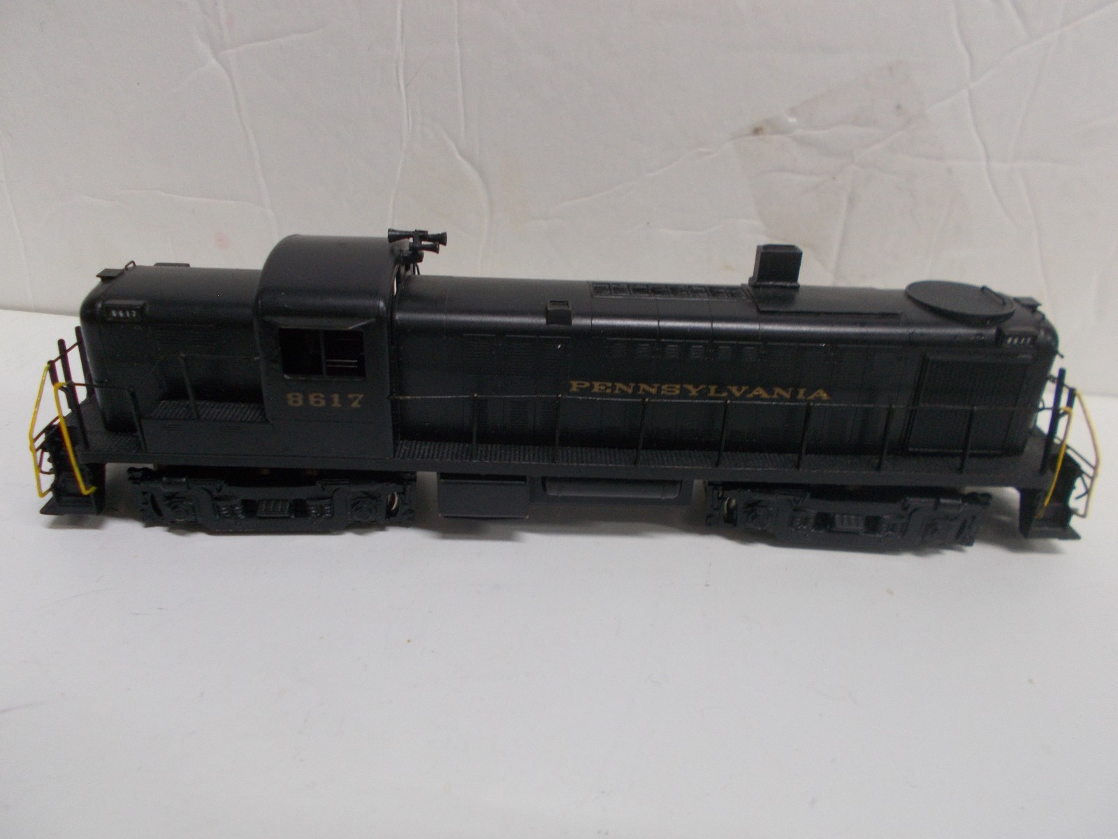 ALCO # D-129 ~BRASS~PENNSYLVANIA RS-3 LOCOMOTIVE # 8617 ~RUNS GOOD~READ~HO SCALE