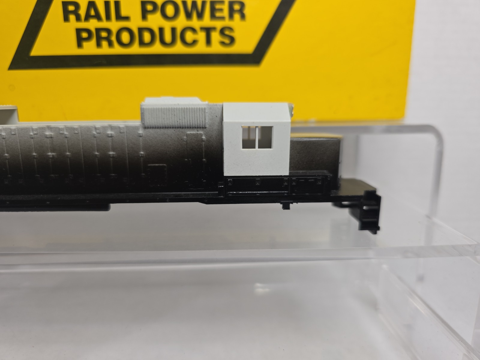 Incomplete Rail Power Products HO Scale SD40 Undecorated Shell Asis