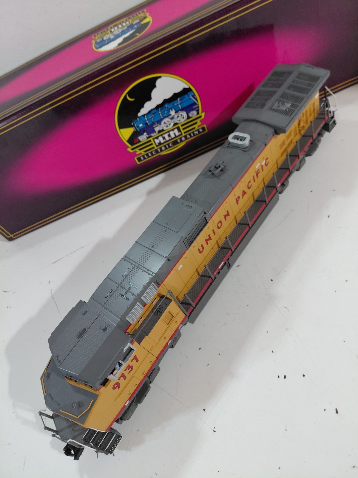 MTH 20-2270-1 O Gauge Model Railroad Union Pacific Dash-9 PS2 Diesel Engine wBox