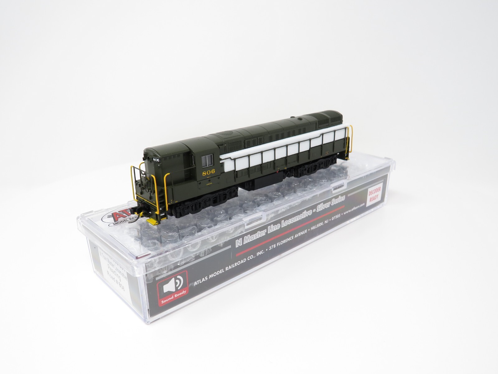 Atlas N 40005391 Reading FM Trainmaster H24-66 Diesel Locomotive Freight Train