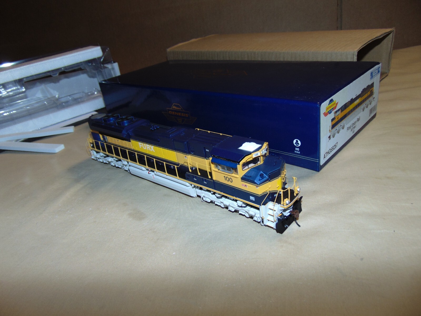 ATHEARN GENESIS HO 69267 FIRST UNION RAIL SD70M-2 DIESEL BRAND NEW/ORIGINAL BOX.