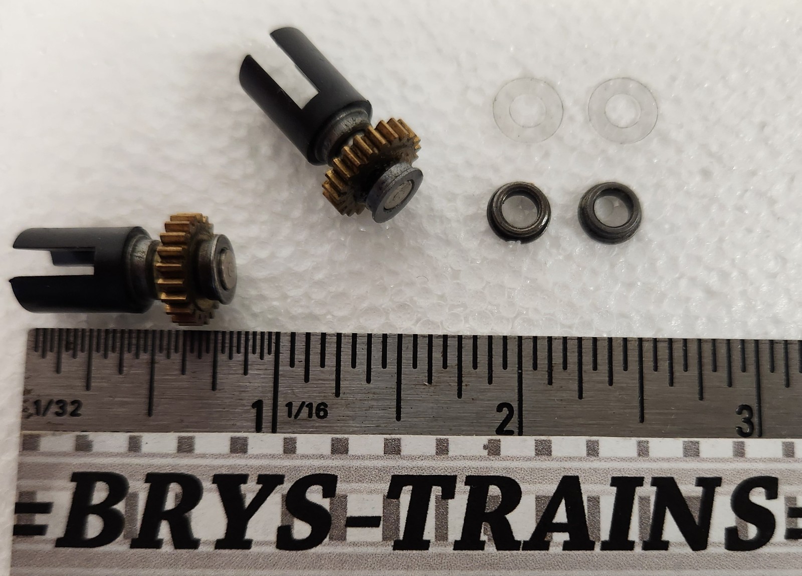 Lionel Alco S-2 or S-4 TWO Drive Shaft Couplings with Gear Part #620-853-0103