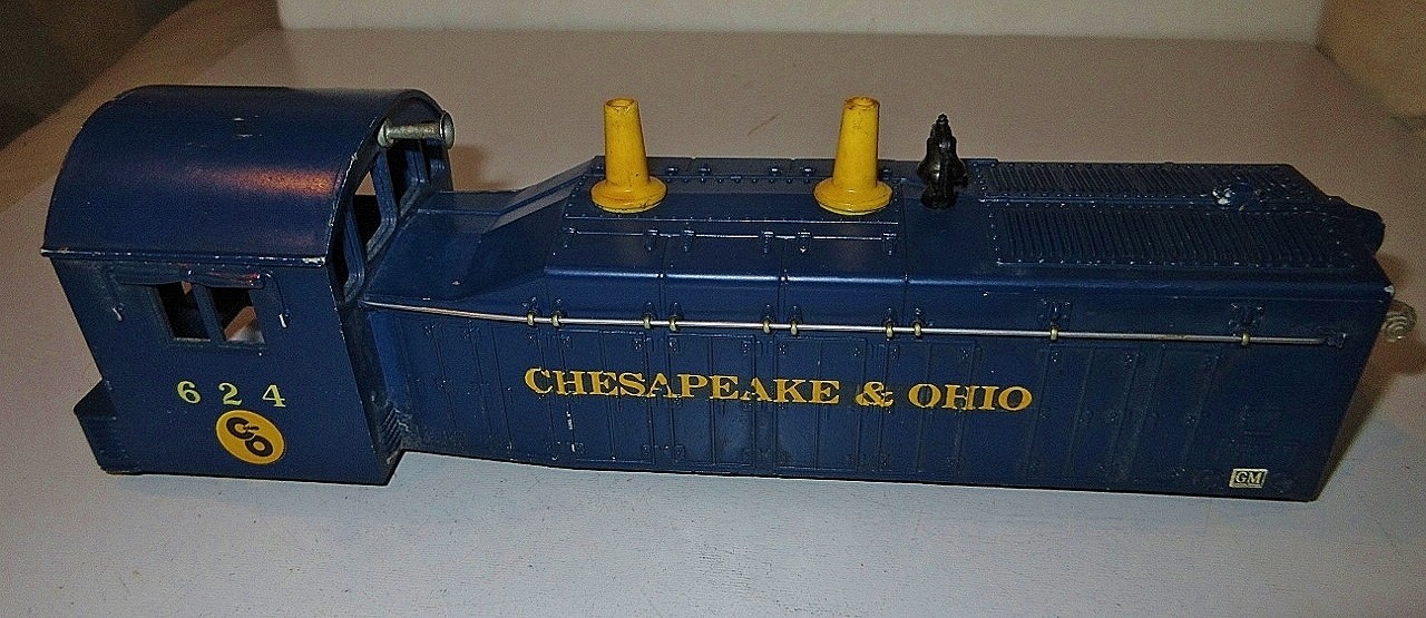 LIONEL #624 CHESAPEAKE & OHIO NW2 DIESEL,BODY W/ALL TRIM PARTS ONLY