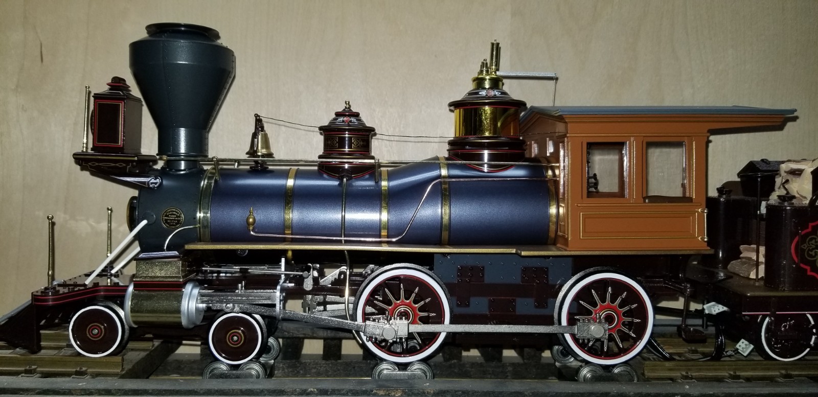 LAKE & RUSSION IRON, Painted Unlettered 4-4-0, Spectrum 81391, Brand new.