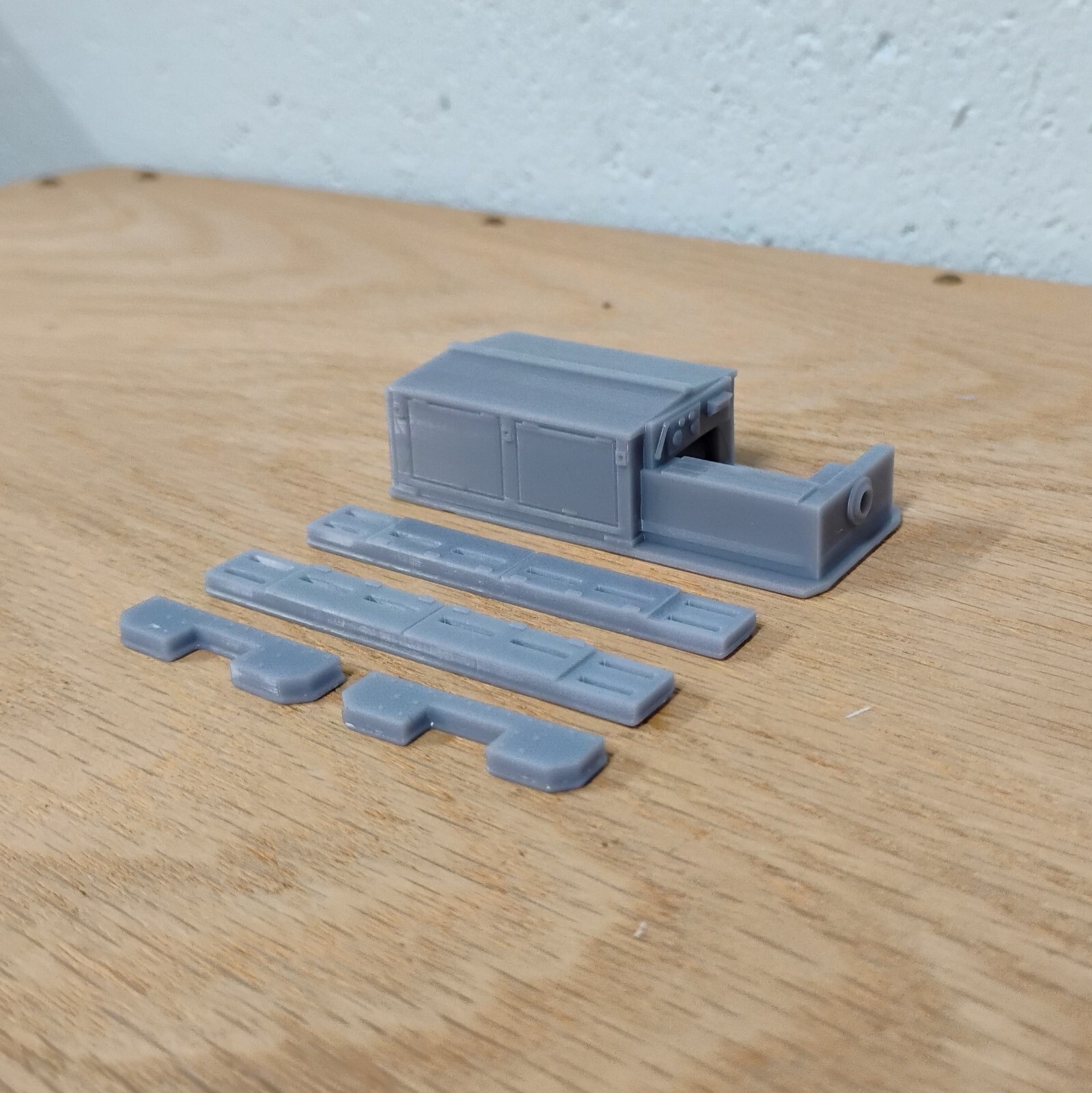 On18 BATTERY LOCO kit #1. For the Kato 11-109 chassis. RESIN 3D Print. NEW!