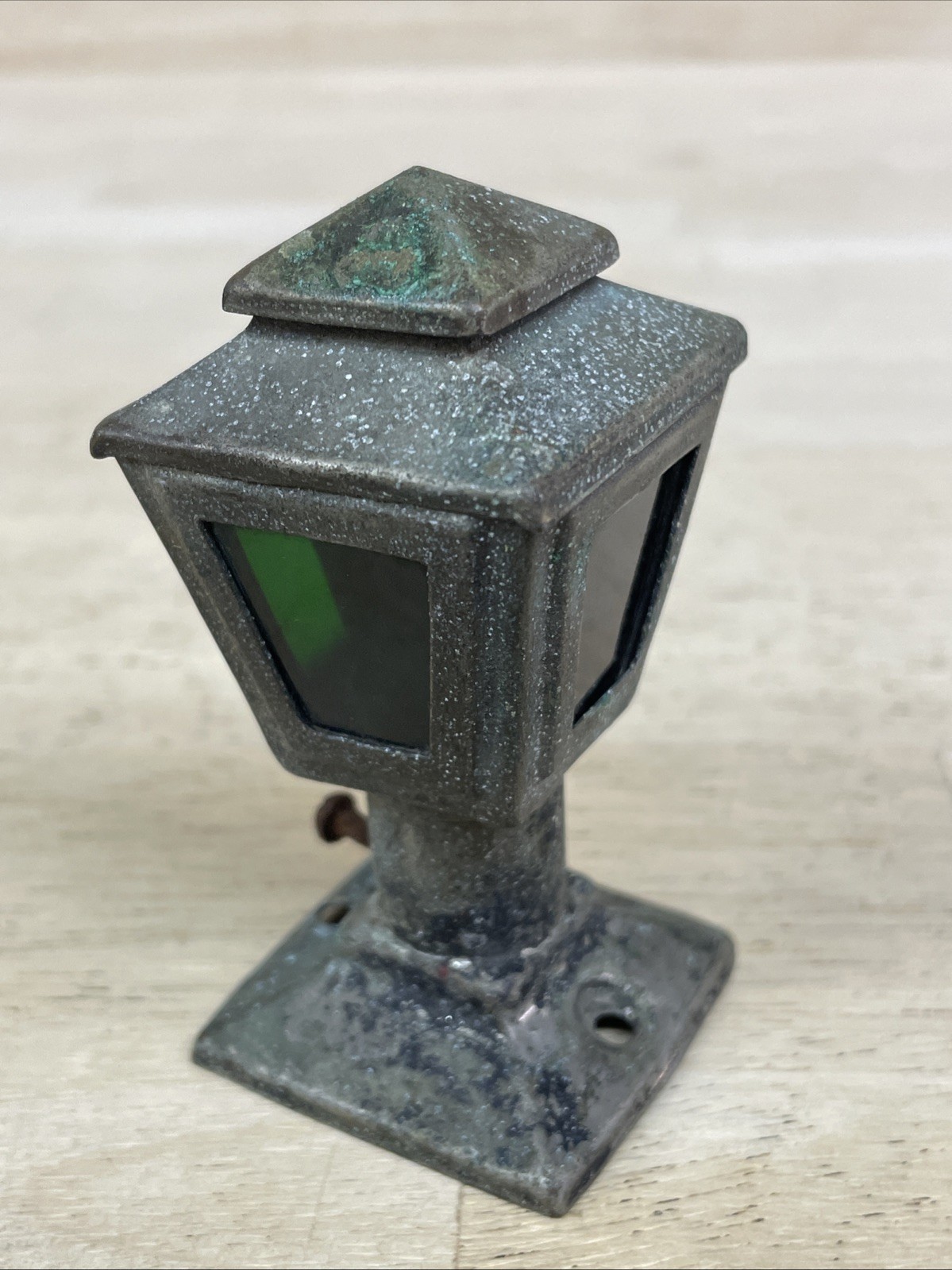 Antique Lantern Lamp Light Green Red Clear Glass Car Accessory model Train